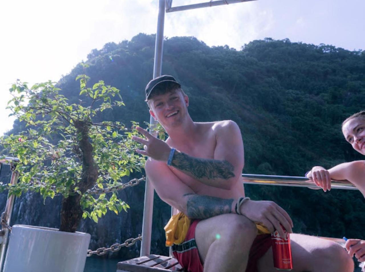 Brother Friendly - Gia Cat Long Hotel Dong Khe Sau Eksteriør bilde